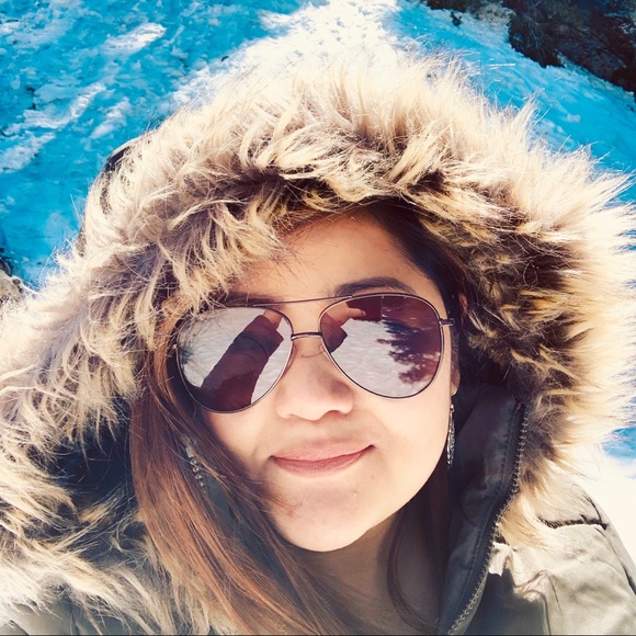 Meet your Posher, Marie - Picture 2 of 2